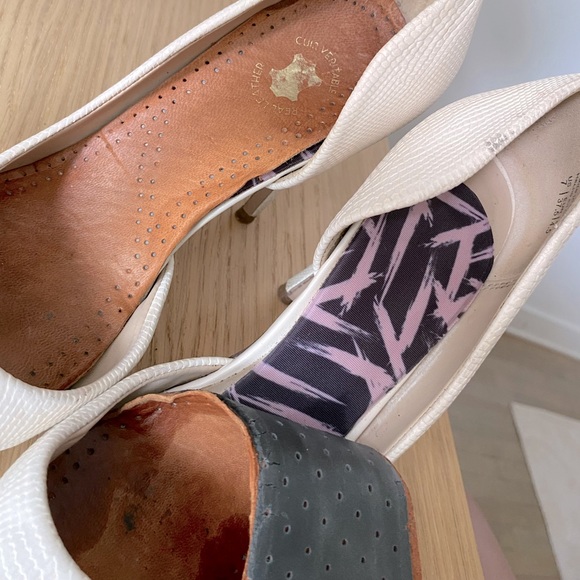 White high heels shoes - Picture 6 of 7